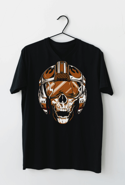 Camiseta negra con diseño gráfico de Star Wars, perfecta para fans de la saga galáctica y amantes del estilo geek y urbano con identidad propia